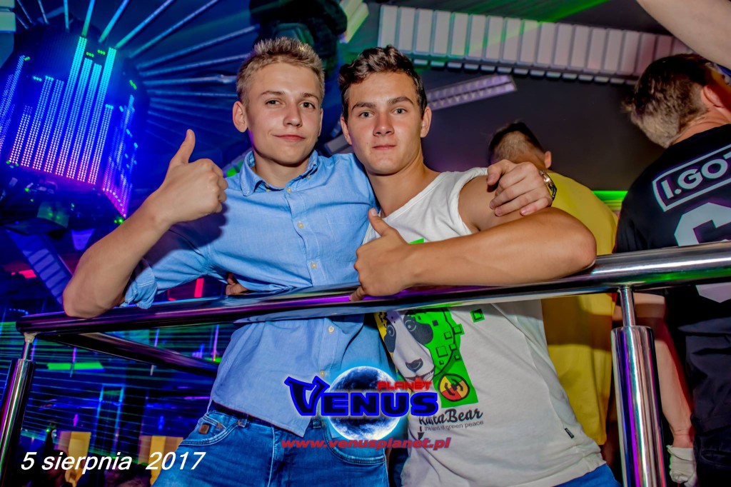 Sobotnia noc w klubie Venus Koneck