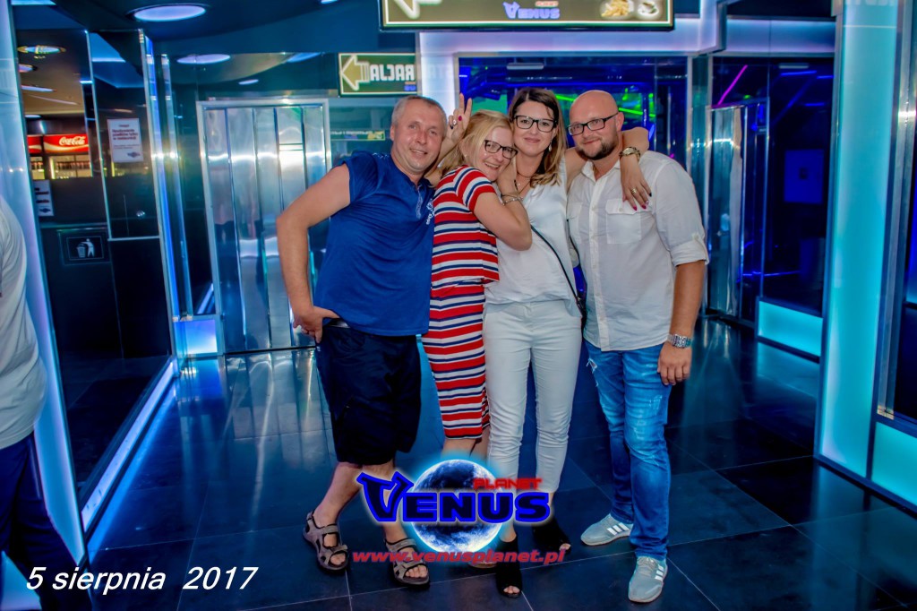 Sobotnia noc w klubie Venus Koneck