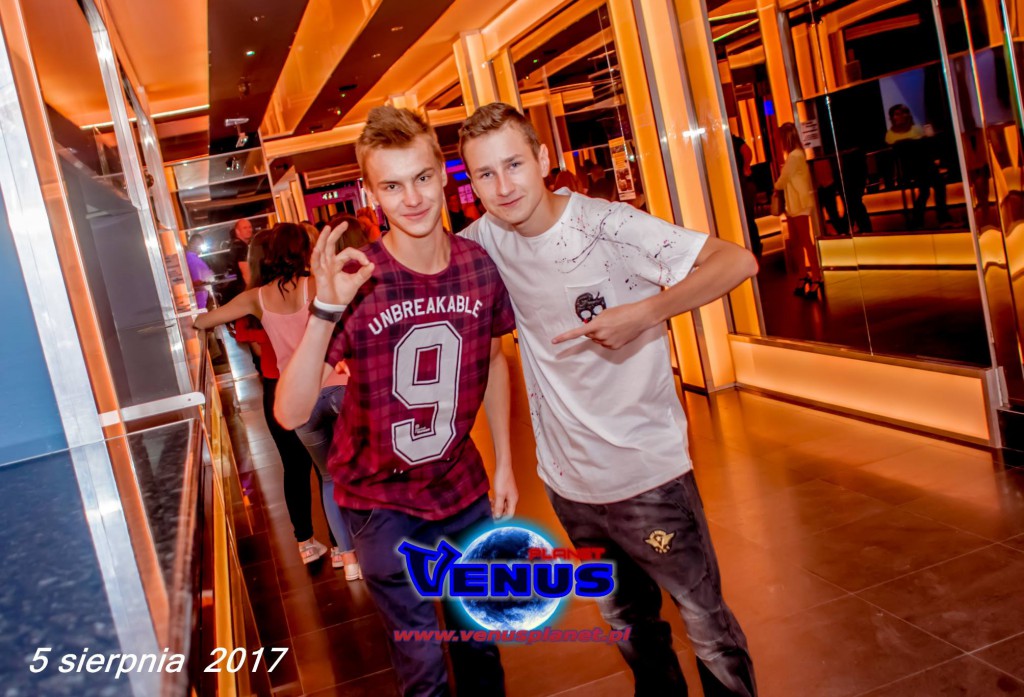 Sobotnia noc w klubie Venus Koneck