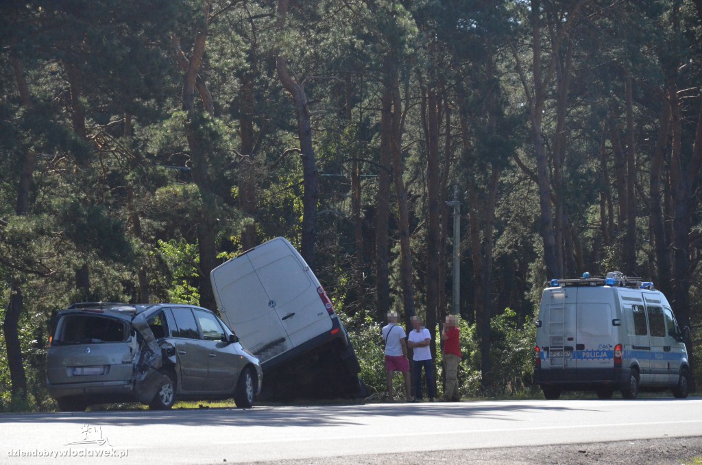 Volkswagen uderzył w tył renault