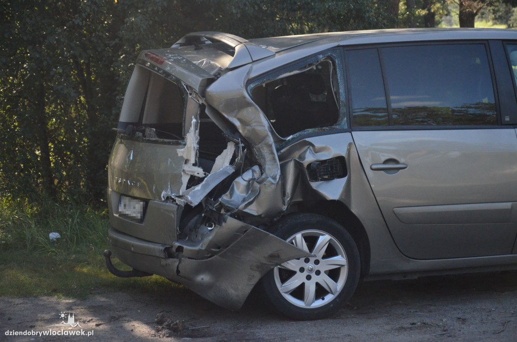 Volkswagen uderzył w tył renault