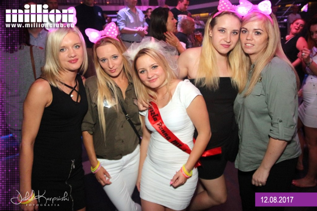 Sobotnia impreza w klubie Million