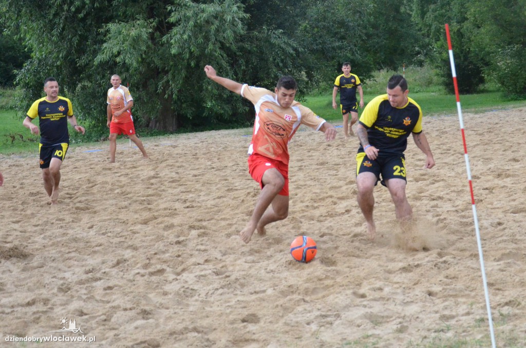 Turniej Beach Soccer przy basenie