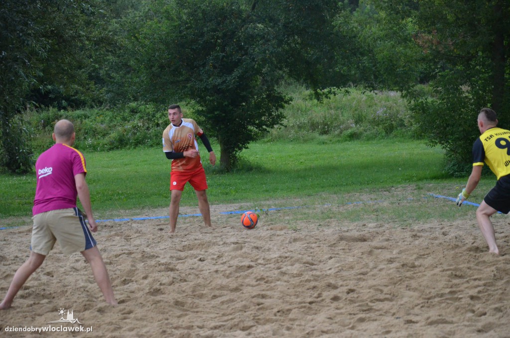 Turniej Beach Soccer przy basenie