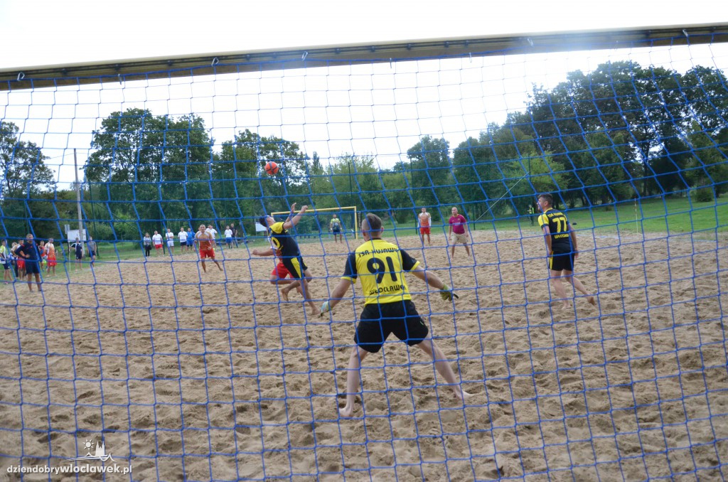 Turniej Beach Soccer przy basenie
