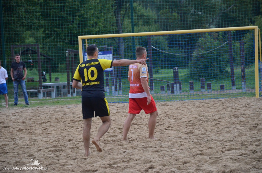 Turniej Beach Soccer przy basenie