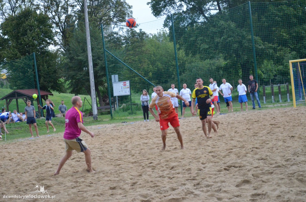 Turniej Beach Soccer przy basenie