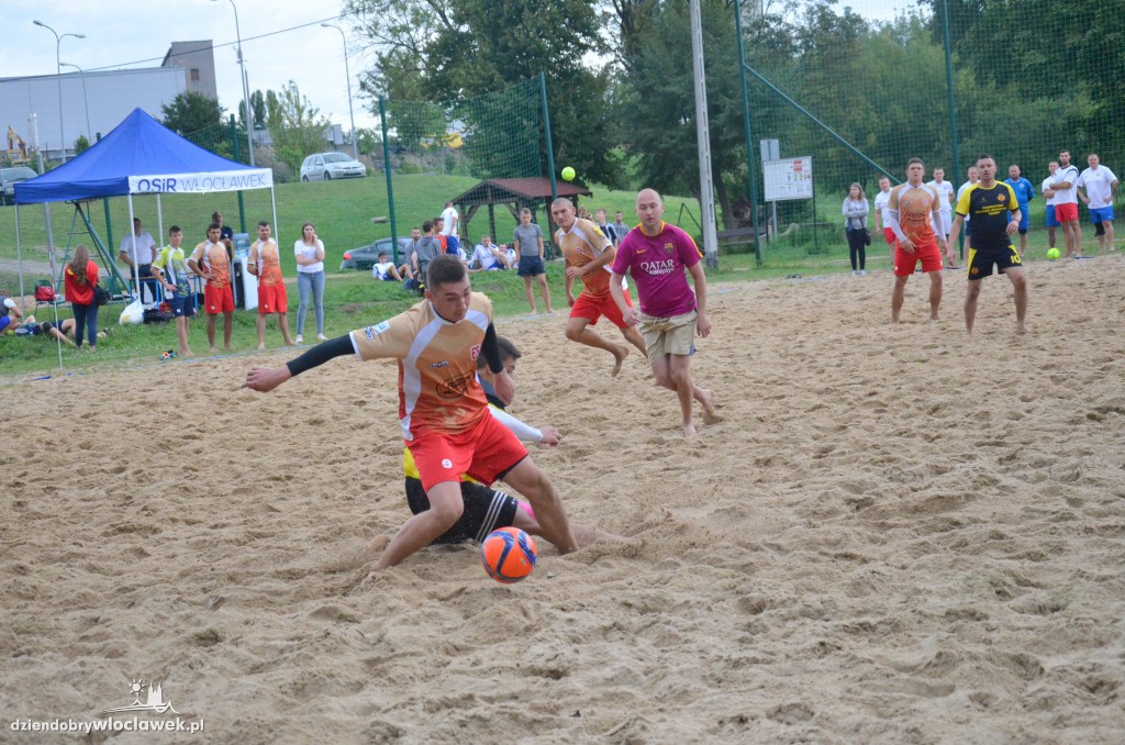 Turniej Beach Soccer przy basenie