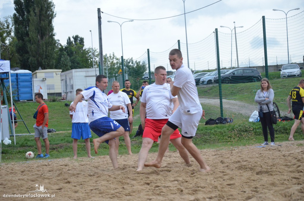 Turniej Beach Soccer przy basenie