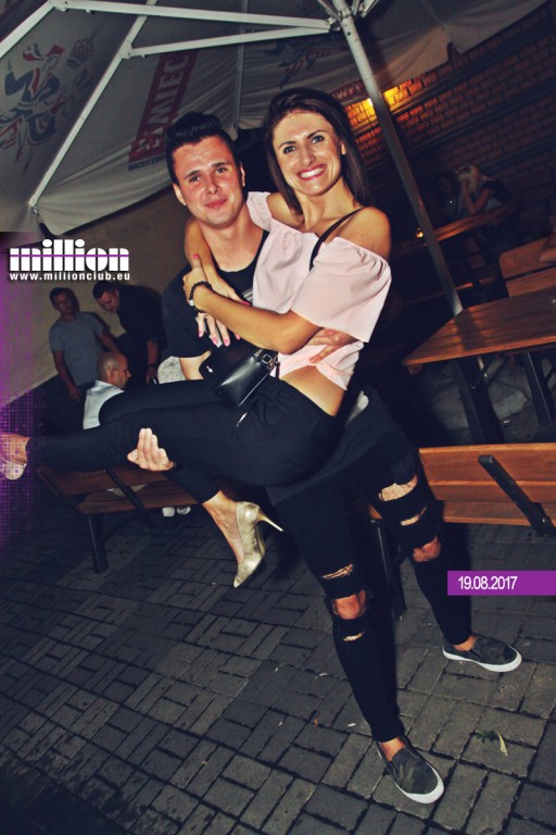 Sobotnia noc w klubie Million przy Ogniowej