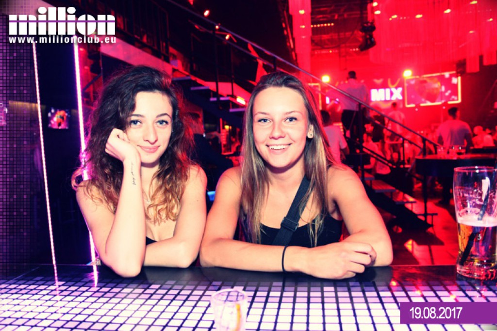 Sobotnia noc w klubie Million przy Ogniowej