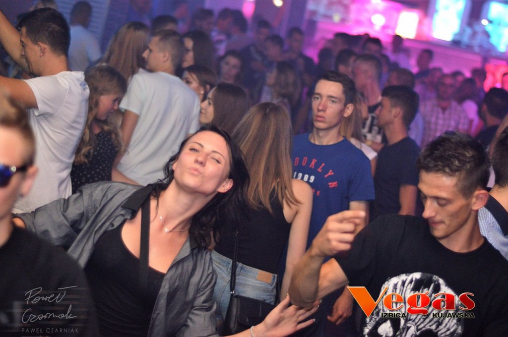Nowator w klubie Vegas w Izbicy Kuj.