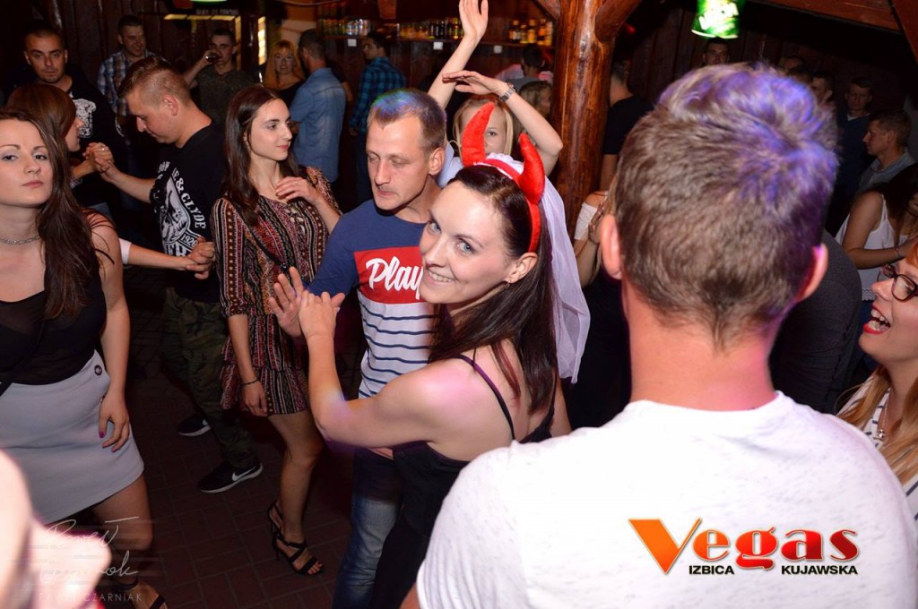 Nowator w klubie Vegas w Izbicy Kuj.