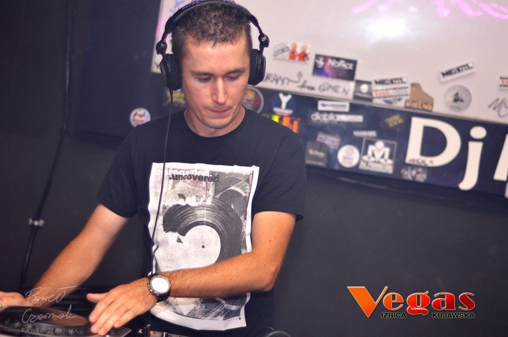 Nowator w klubie Vegas w Izbicy Kuj.