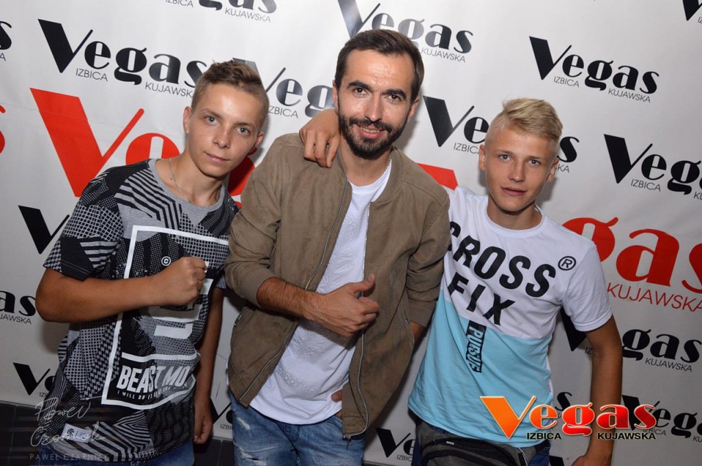 Nowator w klubie Vegas w Izbicy Kuj.