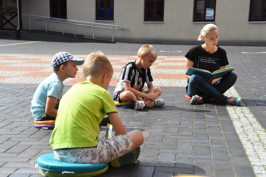 Bajkowy Dziedziniec w Filii nr 11