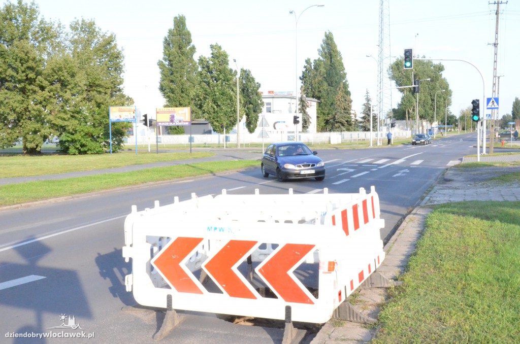 Dziura przy skrzyżowaniu Polnej z Barską