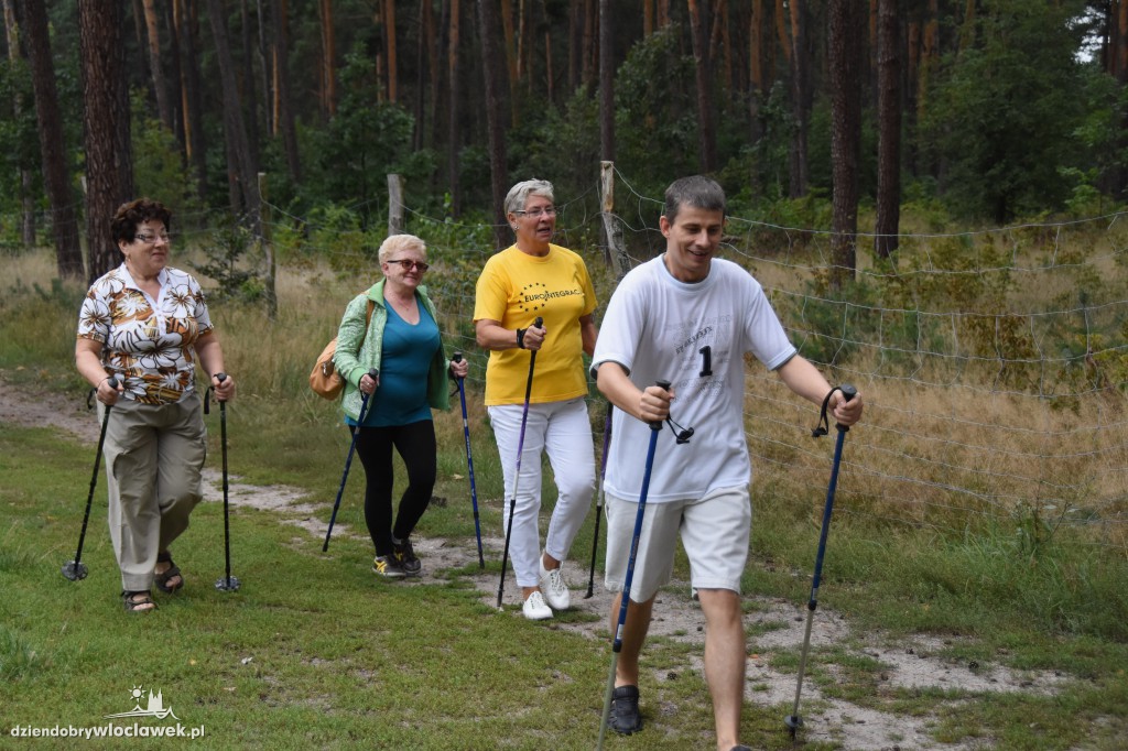 Nordic walking wokół Jeziora Czarnego