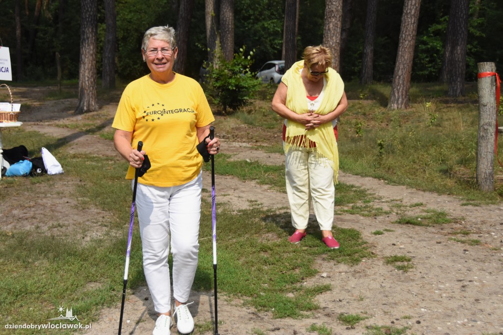Nordic walking wokół Jeziora Czarnego