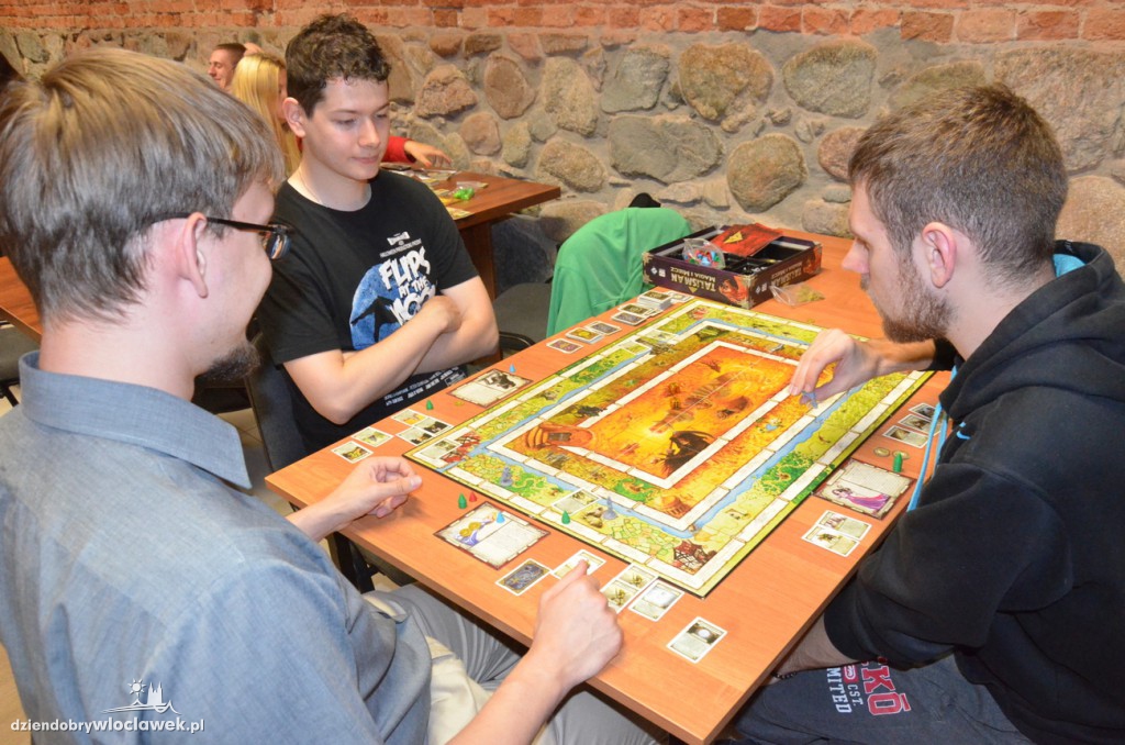 Mordercza noc z planszówkami
