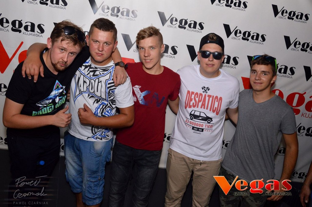 Szalona noc w klubie Vegas w Izbicy Kuj.