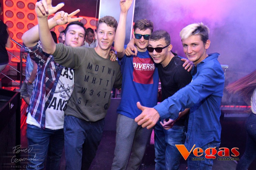 Szalona noc w klubie Vegas w Izbicy Kuj.