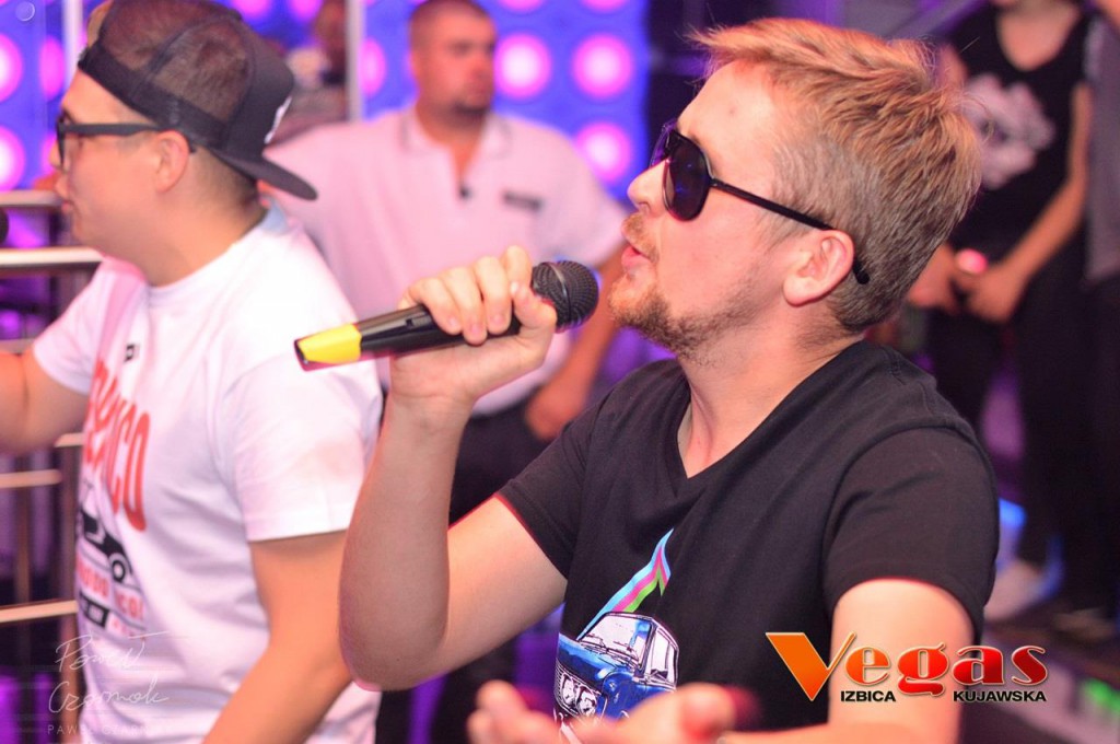 Szalona noc w klubie Vegas w Izbicy Kuj.