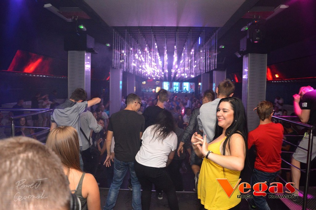 Szalona noc w klubie Vegas w Izbicy Kuj.
