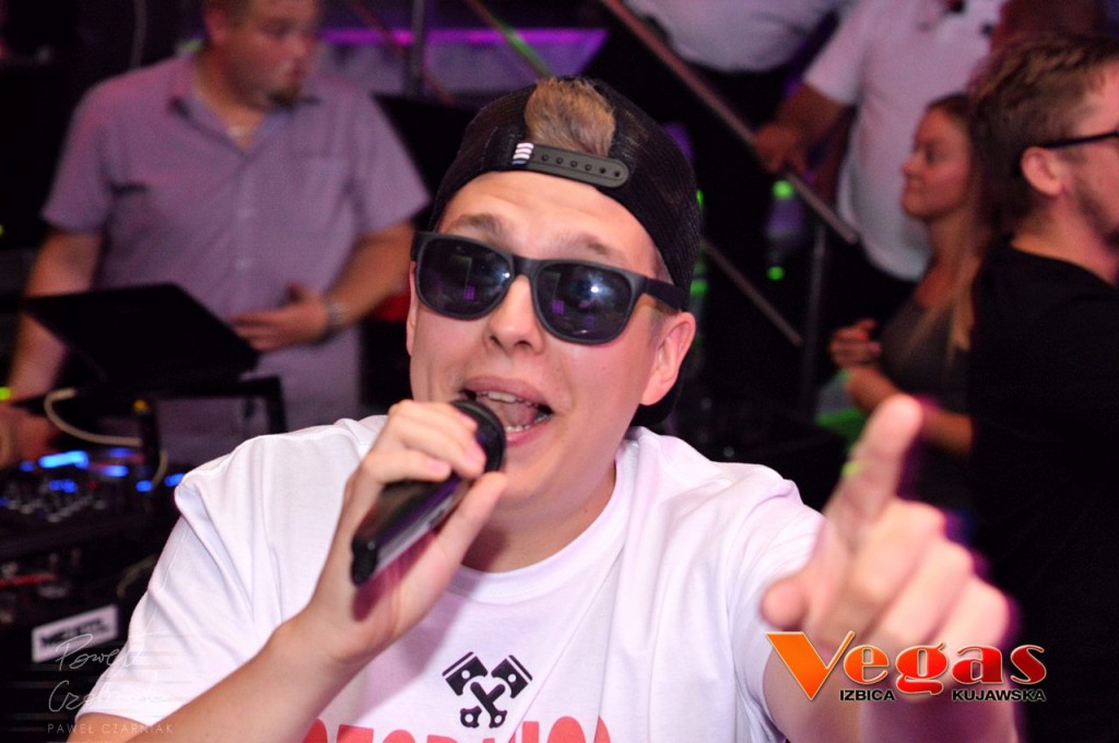 Szalona noc w klubie Vegas w Izbicy Kuj.