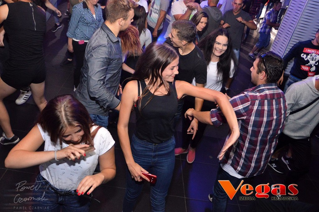 Szalona noc w klubie Vegas w Izbicy Kuj.