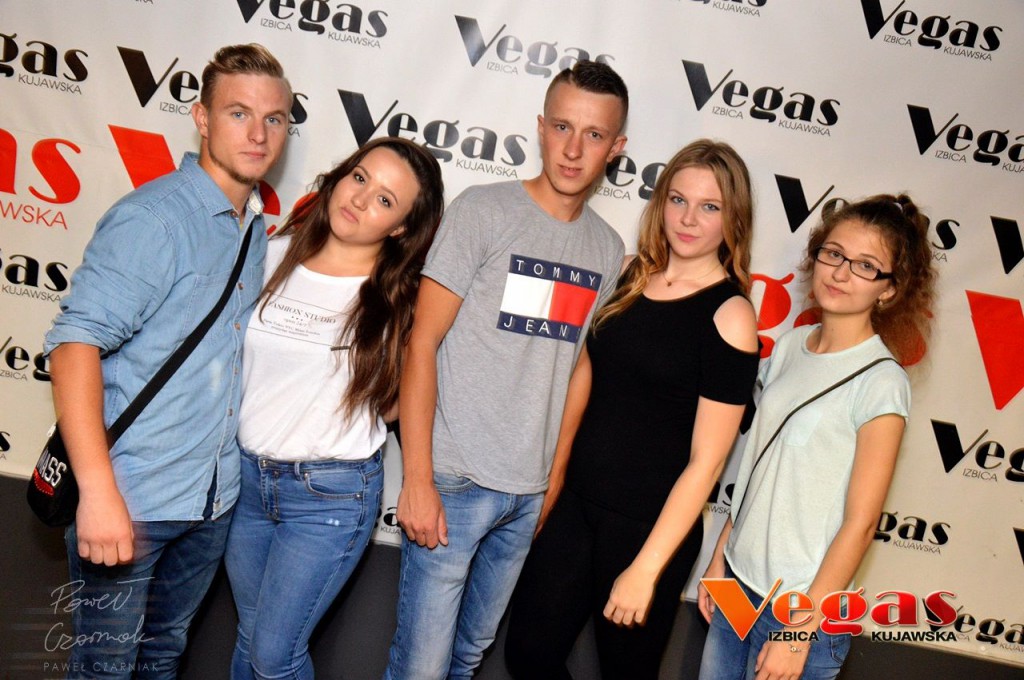 Szalona noc w klubie Vegas w Izbicy Kuj.