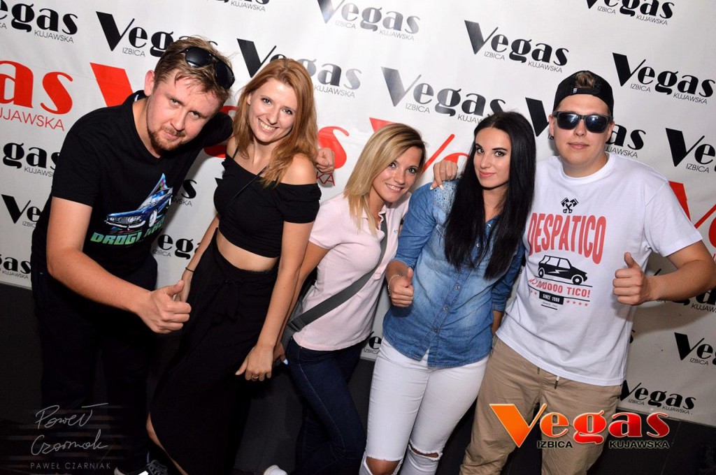 Szalona noc w klubie Vegas w Izbicy Kuj.