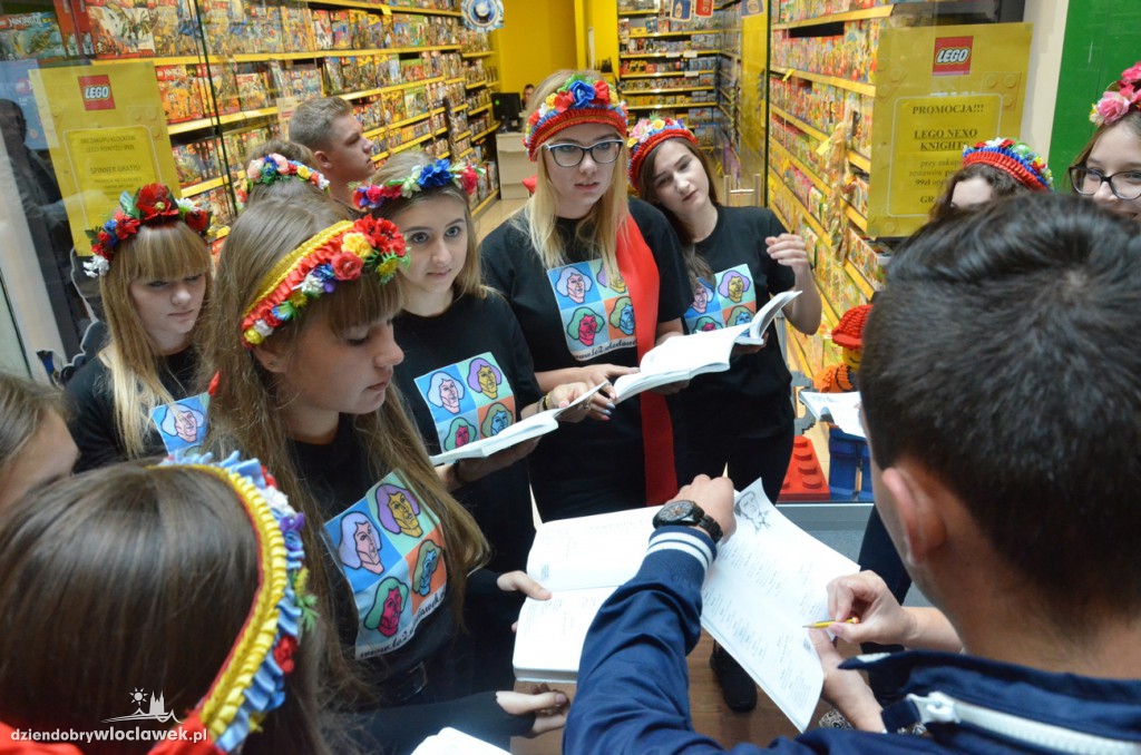 Czytanie 'Wesela' we Wzorcowni