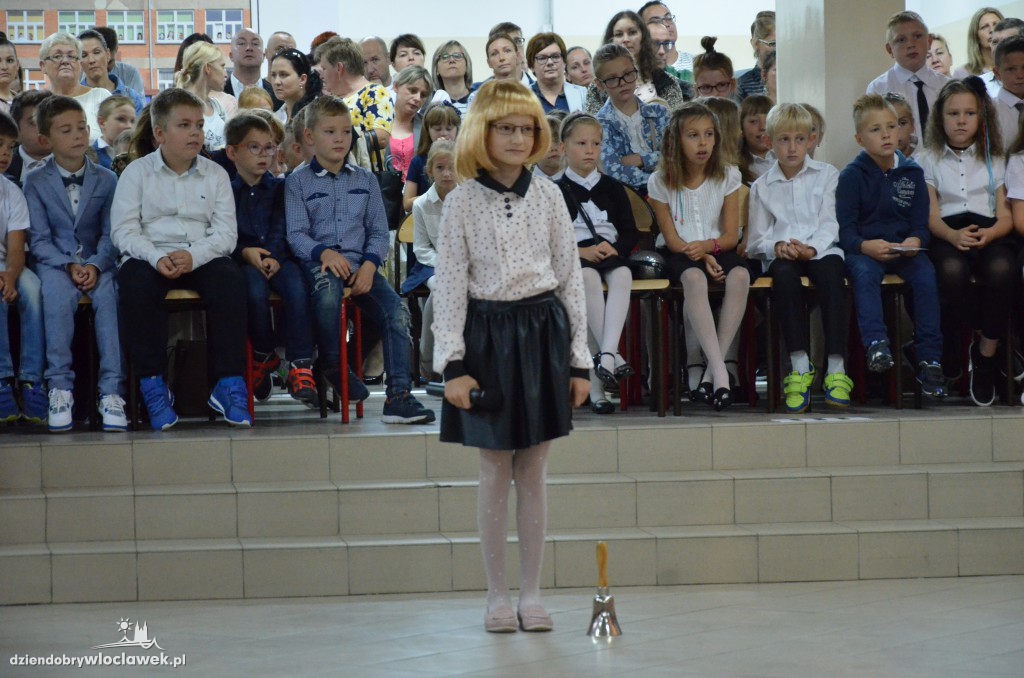 Rozpoczęcie roku w SP 23