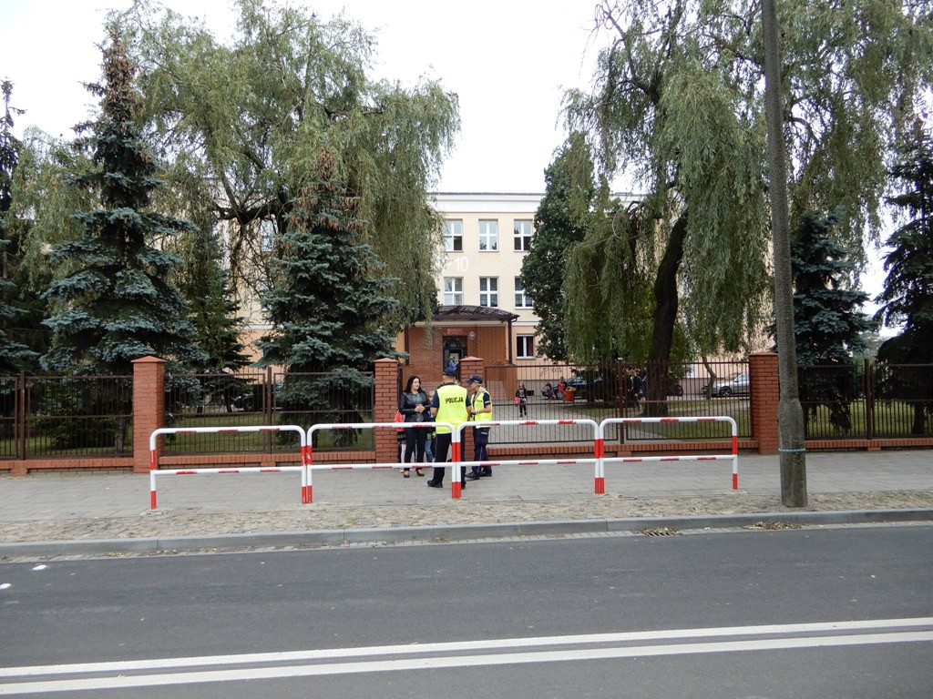 Więcej patroli pojawiło się w rejonie szkół