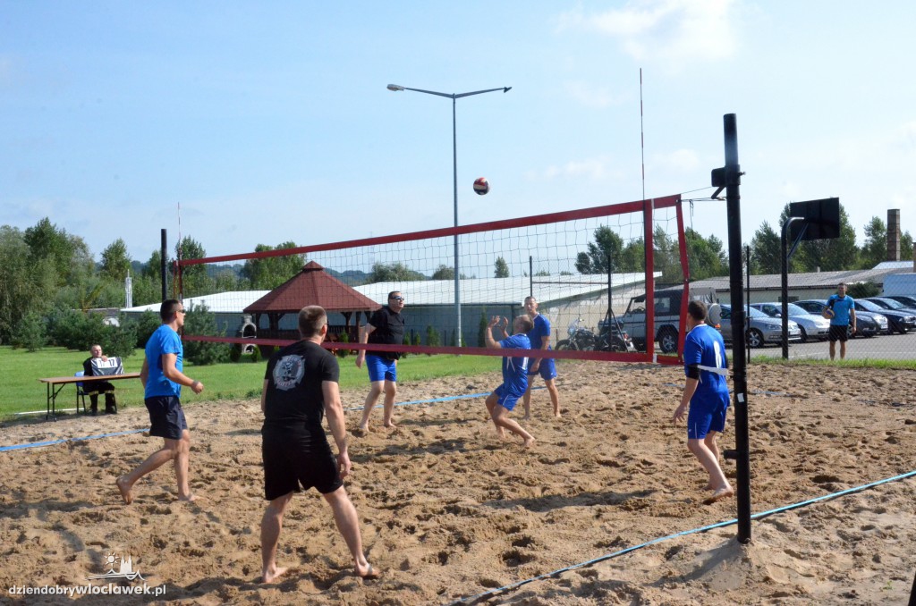 Siatkówka plażowa strażaków