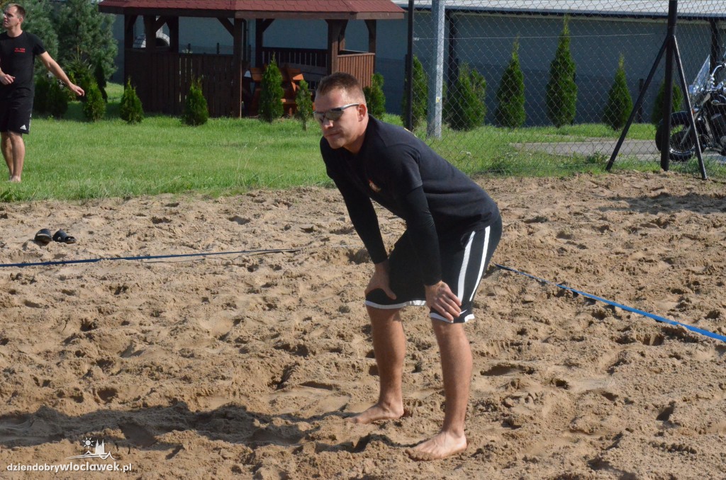 Siatkówka plażowa strażaków