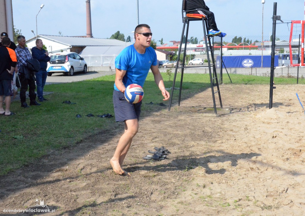 Siatkówka plażowa strażaków
