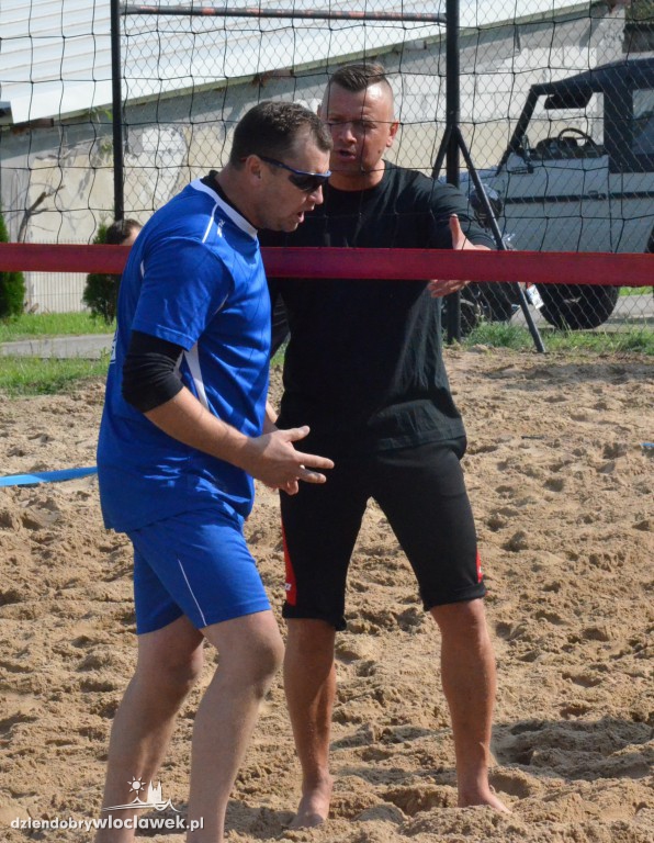 Siatkówka plażowa strażaków