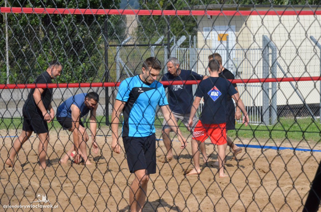 Siatkówka plażowa strażaków