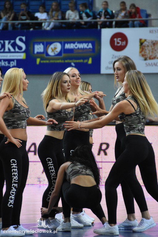 KBC 2017: cheerleaderki podczas finału