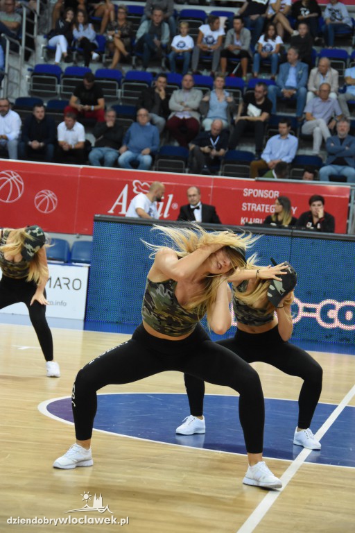 KBC 2017: cheerleaderki podczas finału