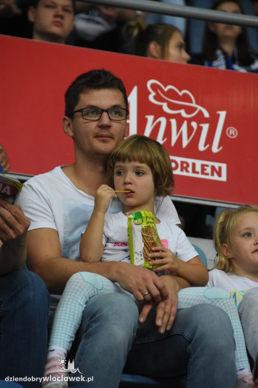 KBC 2017: Kibice na meczu Anwil-Dolphins