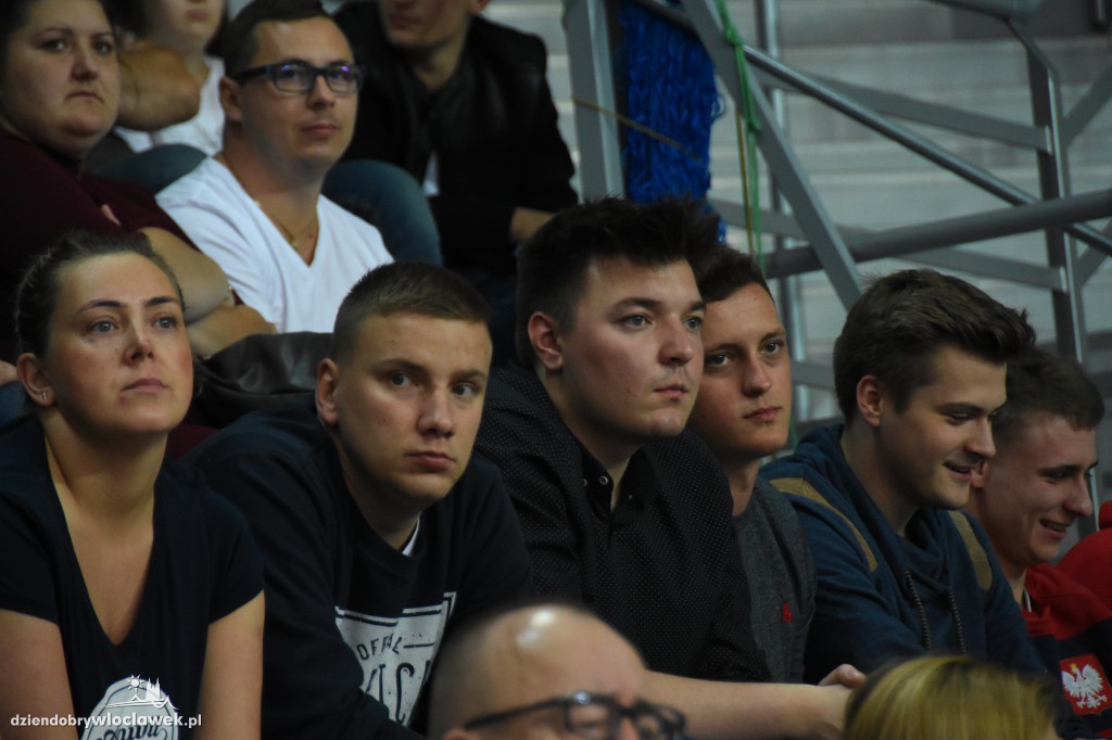 KBC 2017: Kibice na meczu Anwil-Dolphins