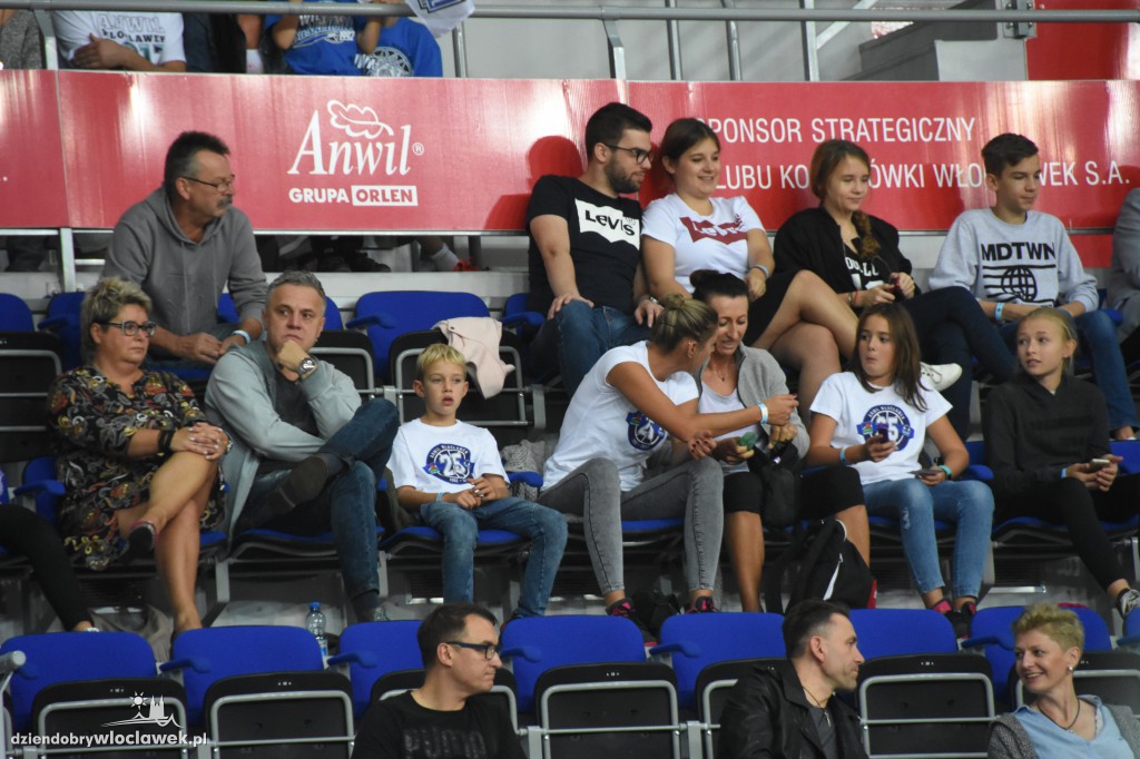 KBC 2017: Kibice na meczu Anwil-Dolphins
