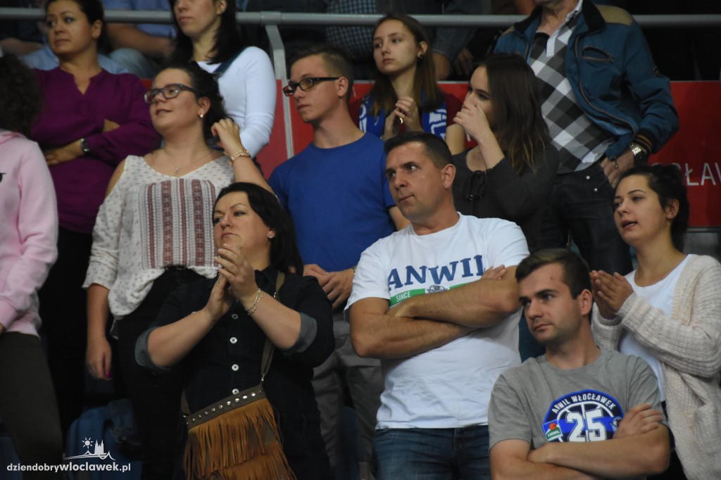 KBC 2017: Kibice na meczu Anwil-Dolphins