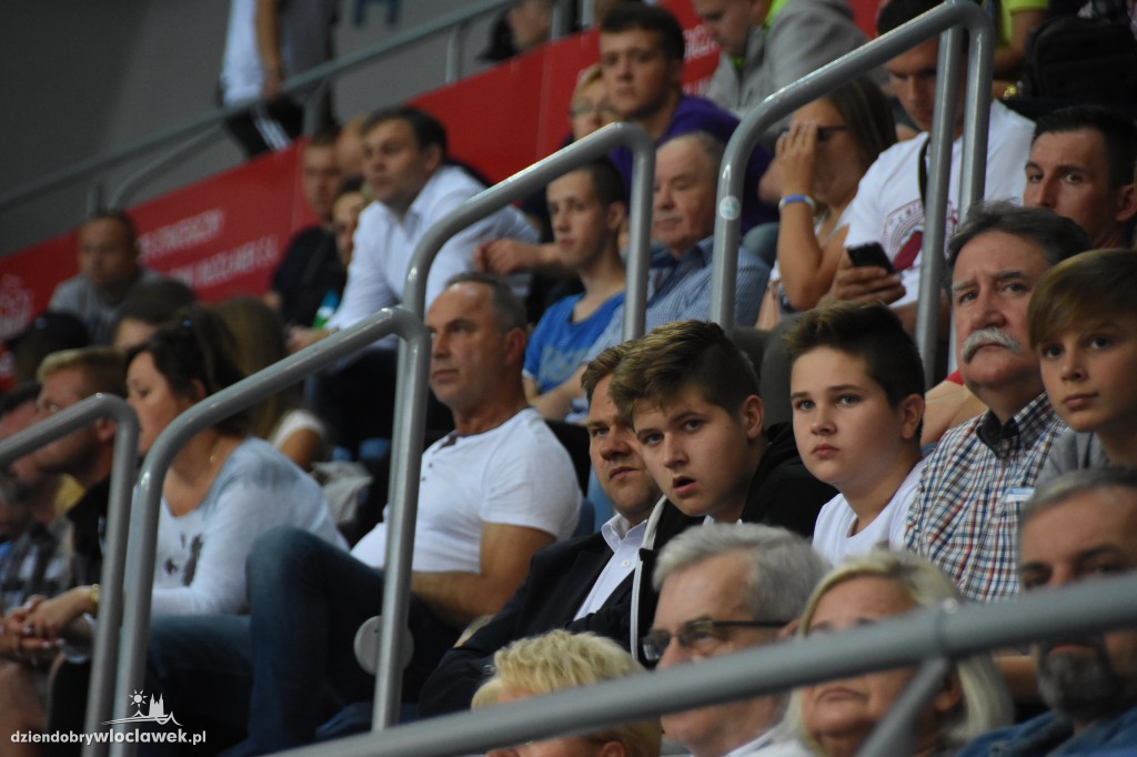 KBC 2017: Kibice na meczu Anwil-Dolphins