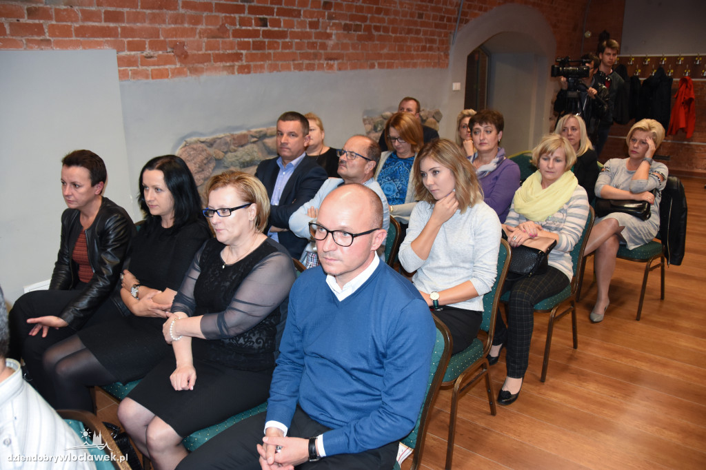 Debata PO o zmianach w oświacie