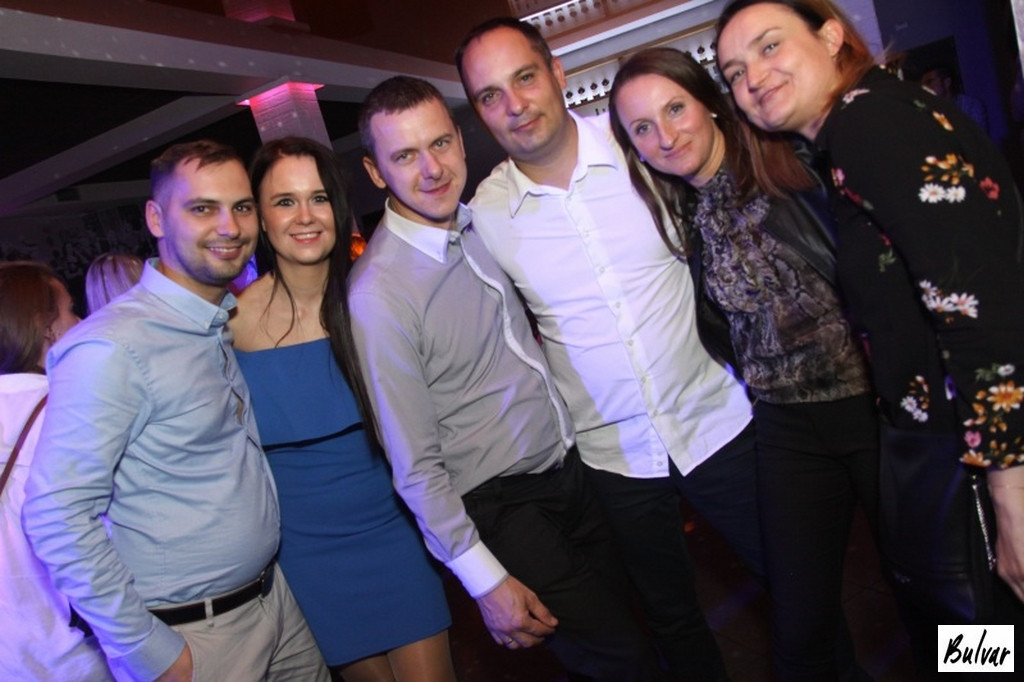 Million: Sobotnia noc w sali Bulvar
