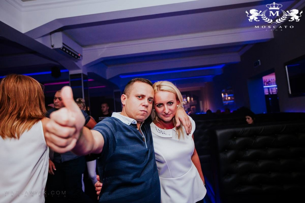 Moscato Club:  Dj Seli & Anwil Dance Team